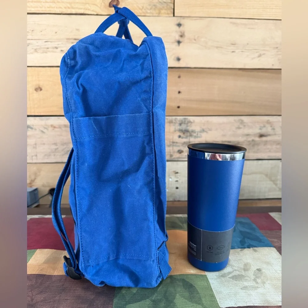 Fjallraven/Hydro Flask discover stylish